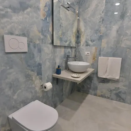 Ortigia Vicolo Lettighieri 28