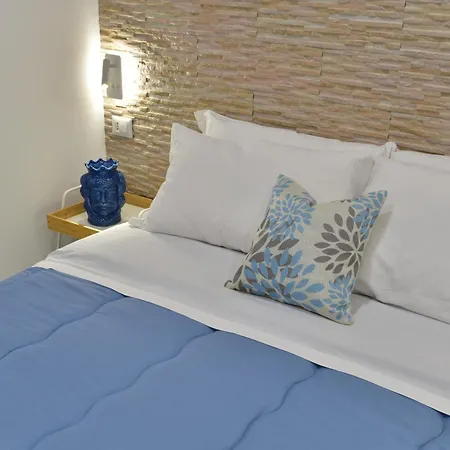 Daire Ortigia Vicolo Lettighieri 28 *